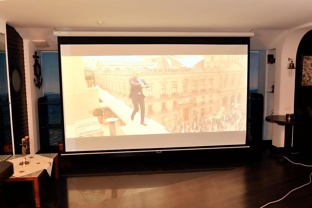 The Sky Loft Apartment Kiev Exterior foto